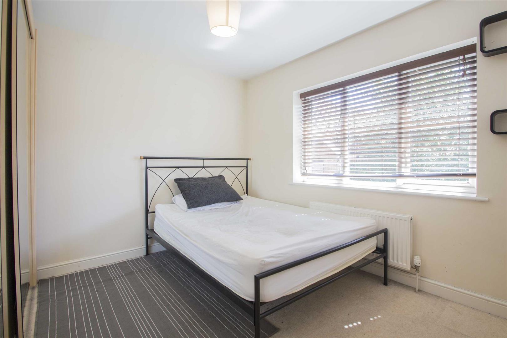 Earlshall Place, Westcroft, Milton Keynes